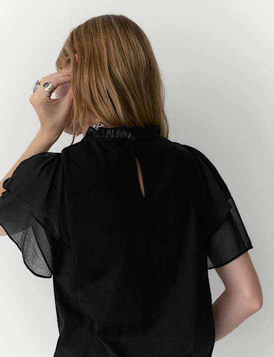 Cut-out-Top aus reiner Baumwolljersey mit Stickerei