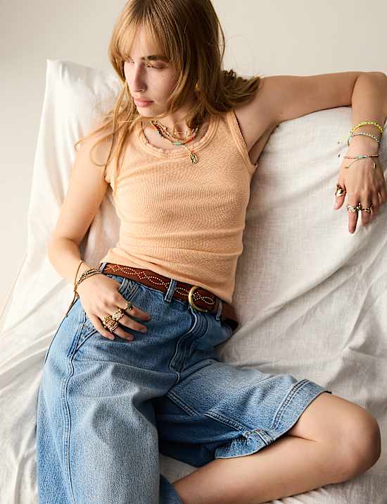 Cotton Rich Ribbed Scoop Neck Fitted Vest