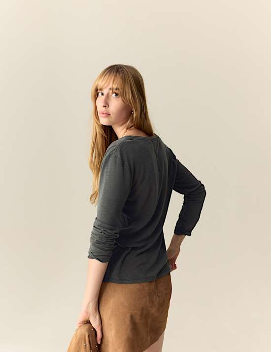 Modal Rich V-Neck Top