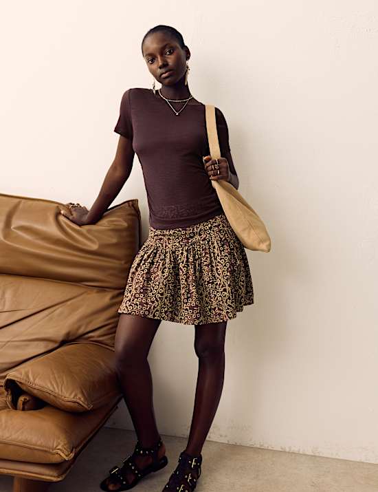 Slub Ruched Side Detail Short Sleeve Top