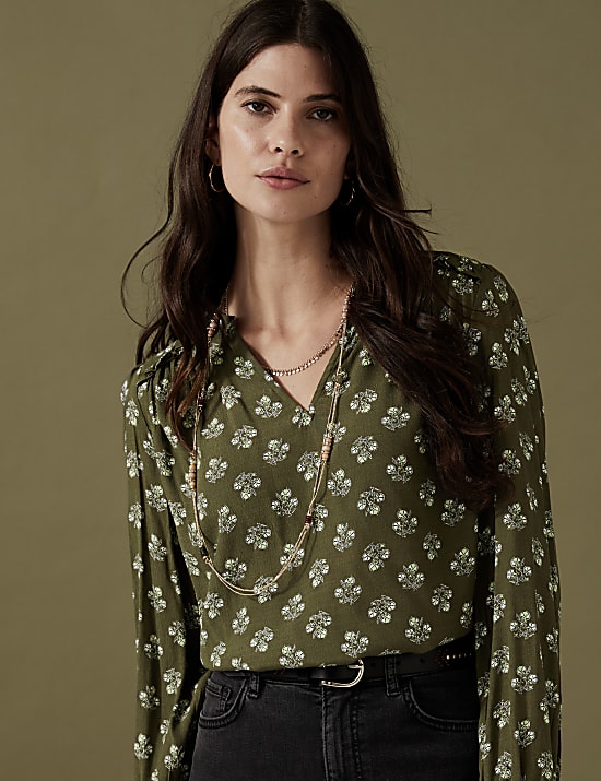Floral Notch Neck Popover Blouse