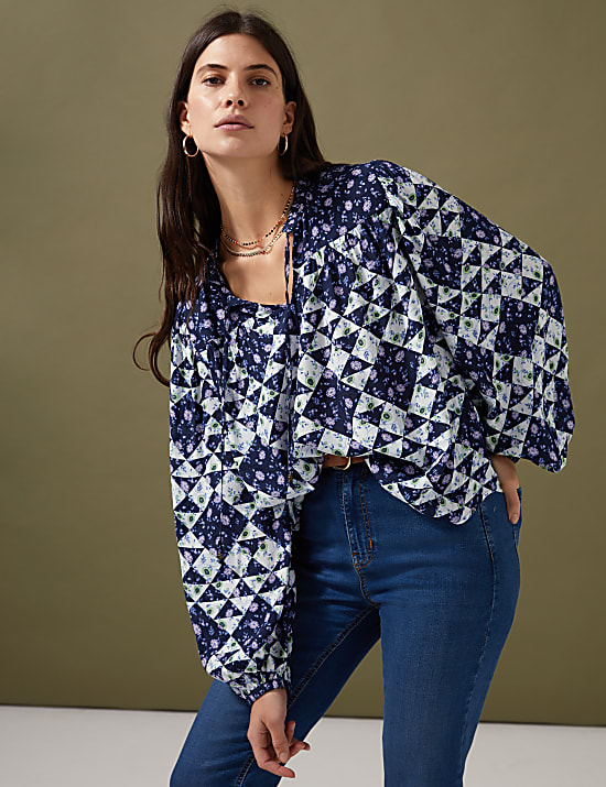 Geometric Tie Neck Puff Sleeve Blouse