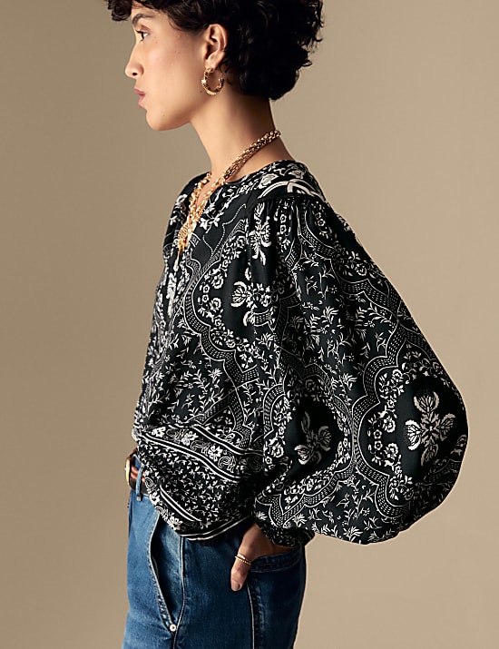 Printed V-Neck Blouson Sleeve Top