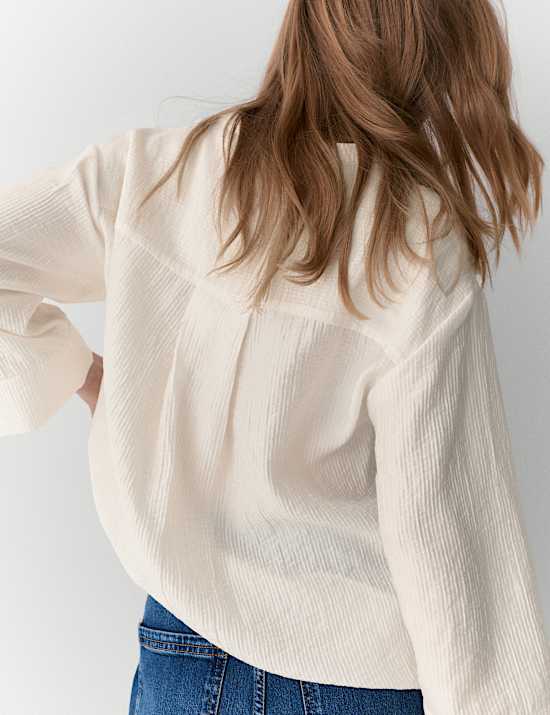 Chemise pratique en lyocell textur&eacute; sans encolure