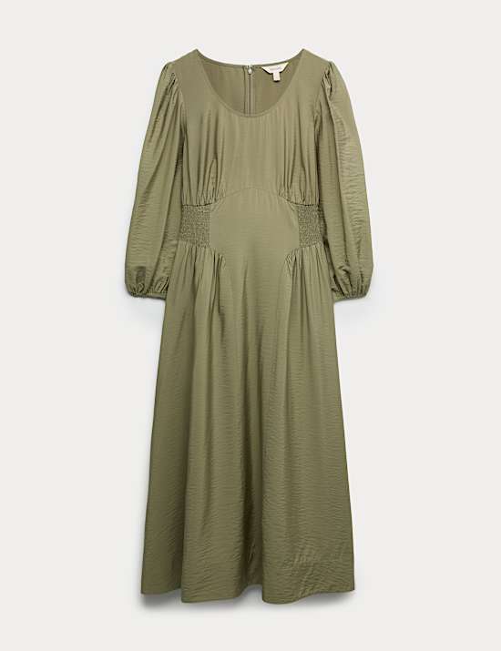 Gesmokte midi-jurk met wijde, ronde hals