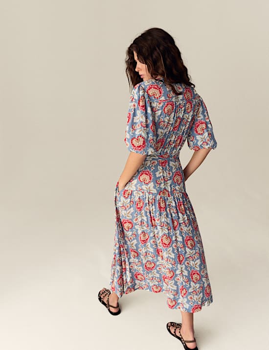 Floral V-Neck Gathered Midi Wrap Dress