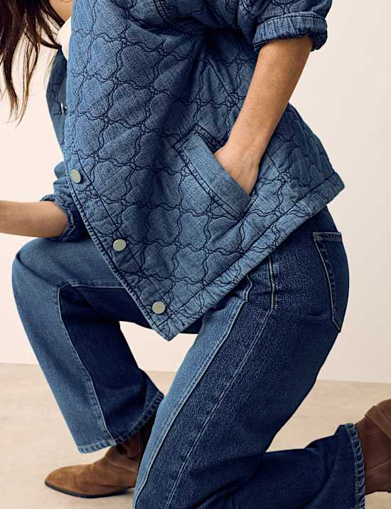 ז'קט ג'ינס בומבר בדוגמת קווילט