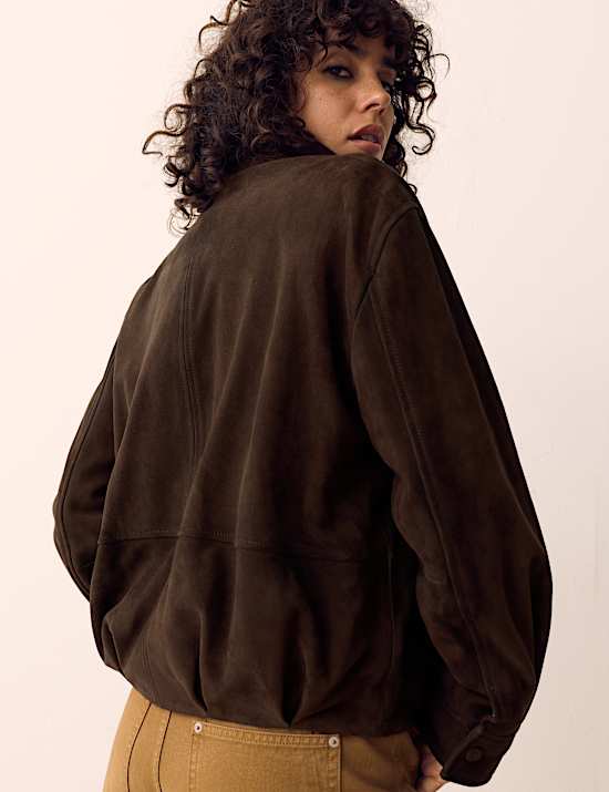 Veste en daim coupe courte &agrave; col chemin&eacute;e