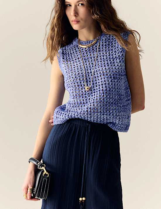 Πλεκτό ριμπ φανελάκι με ανάγλυφο σχέδιο και βαμβάκι στη σύνθεση