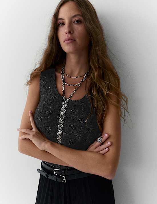 Jacquard Cropped Knitted Vest