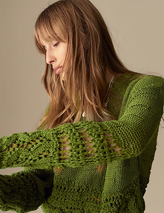 Pull en coton textur&eacute; &agrave; encolure ronde