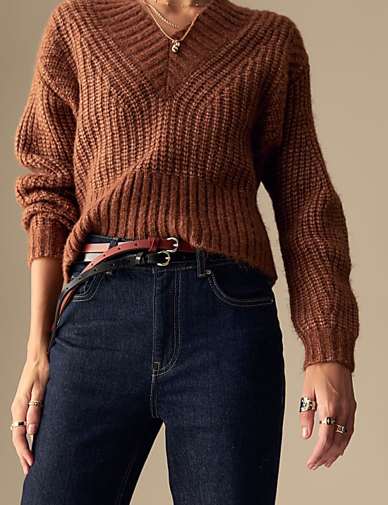 Mid Rise Straight Leg Ankle Grazer Jeans