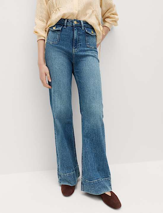 Dž&iacute;ny s vysok&yacute;m pasem a roz&scaron;&iacute;řen&yacute;mi nohavicemi a kapsami