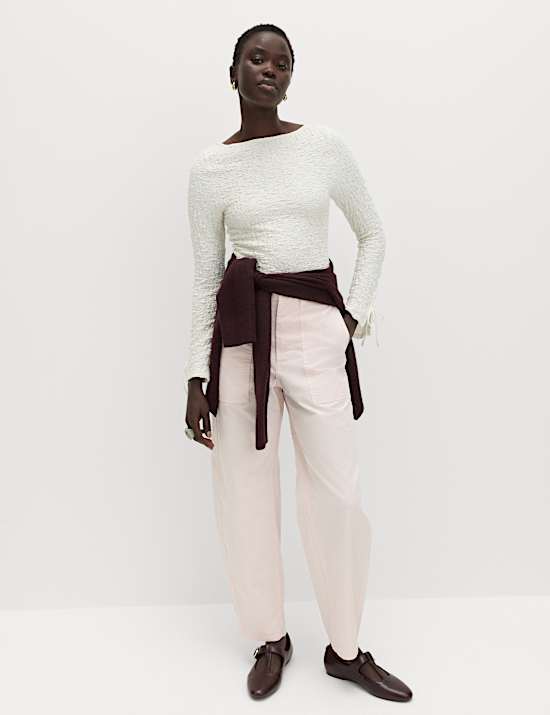 Hose mit ausgestelltem Bein mit hohem Baumwollanteil