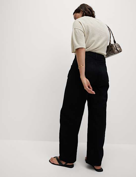 Mid Rise Relaxed Horseshoe Jeans