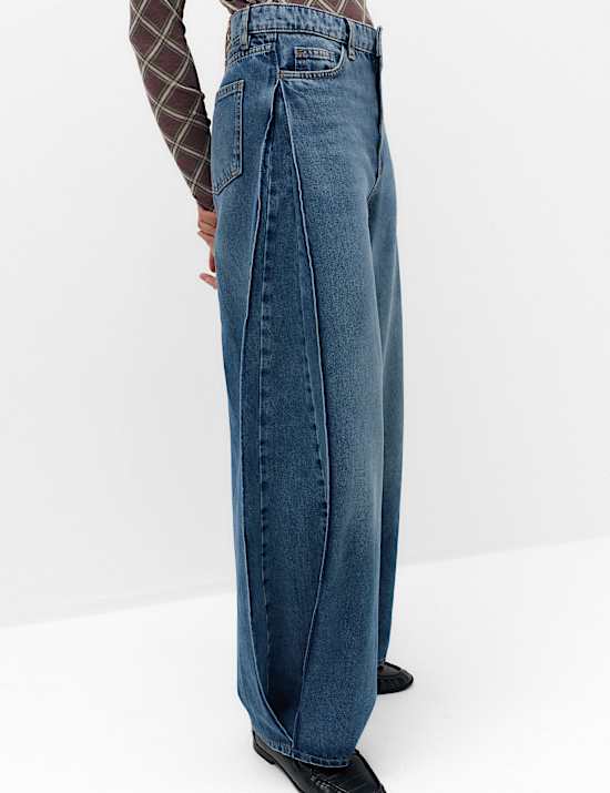 Mid Rise Side Pleat Wide Leg Jeans