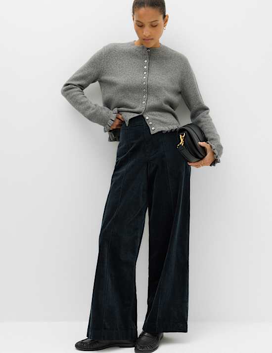 Pantalon coupe large en velours c&ocirc;tel&eacute; &agrave; nervures