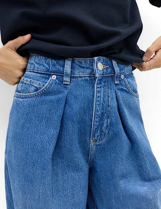 Jean taille haute coupe large &agrave; pli devant