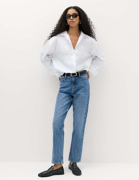 Jeans hasta el tobillo de pierna recta y tiro medio