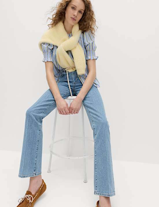 High Waisted Flared Jeans