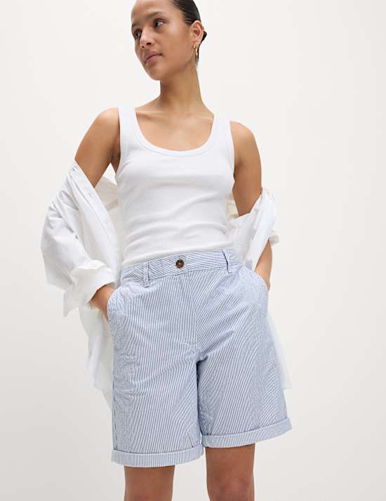 Set van 2 katoenrijke, theekleurige korte chino's