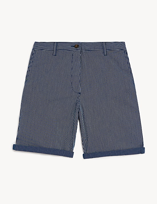 Σορτς chino με ρίγες και υψηλή περιεκτικότητα σε βαμβάκι