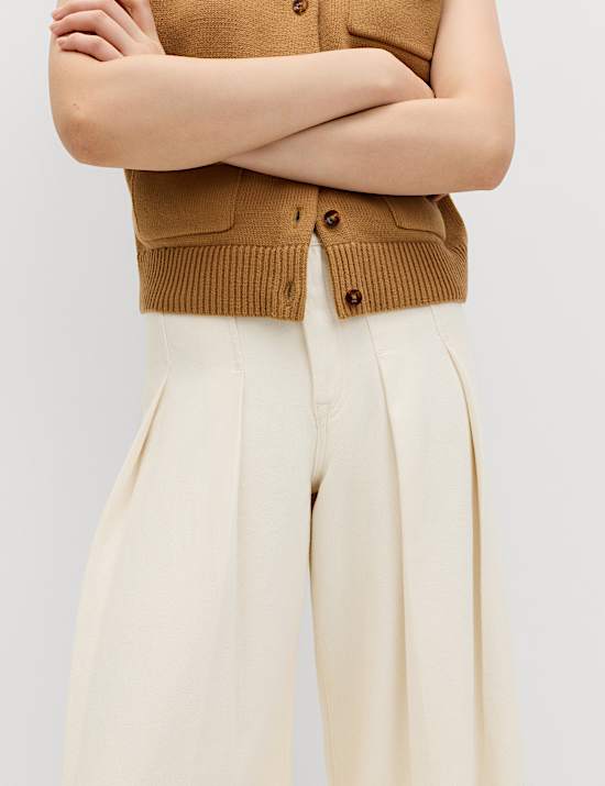 High Waisted Pleated Palazzo Jeans
