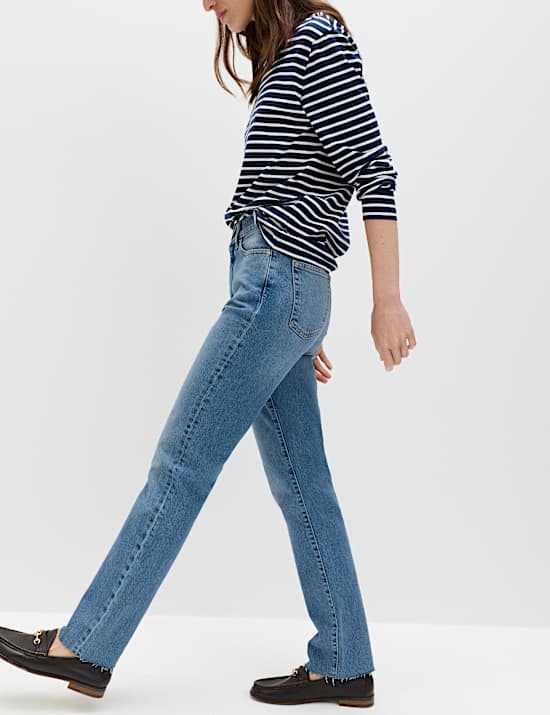 High Waisted Frayed Kickflare Jeans