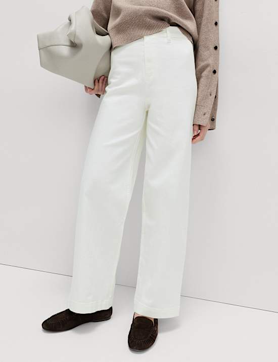 Kn&ouml;chellange Jeans mit hohem Bund und weitem Bein