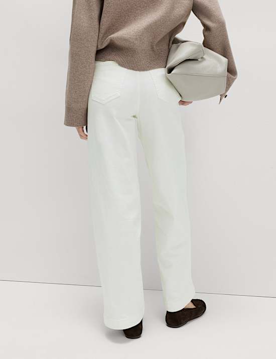 Kn&ouml;chellange Jeans mit hohem Bund und weitem Bein