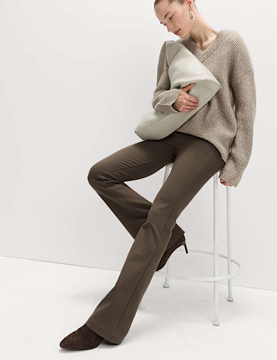 Pantalon en jersey coupe évasée à taille élastique