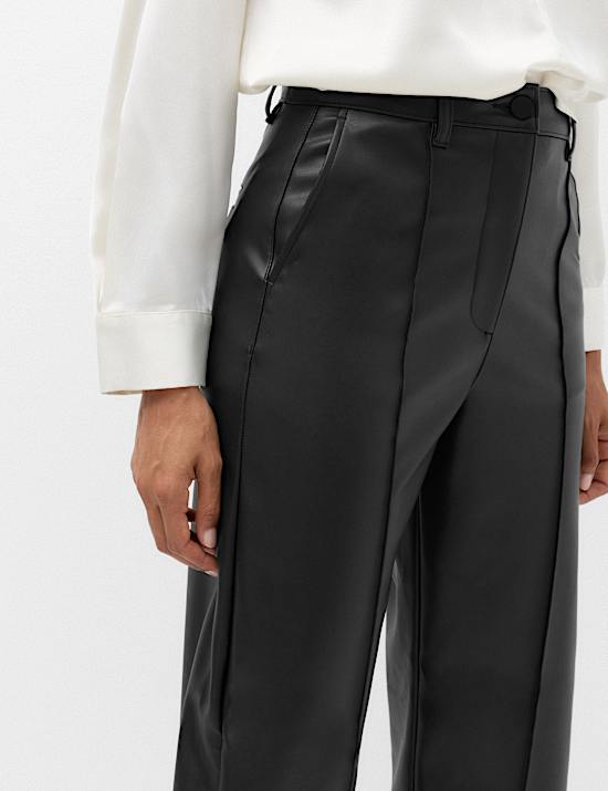Pantalones de pata de barril con fruncido de imitaci&oacute;n de piel