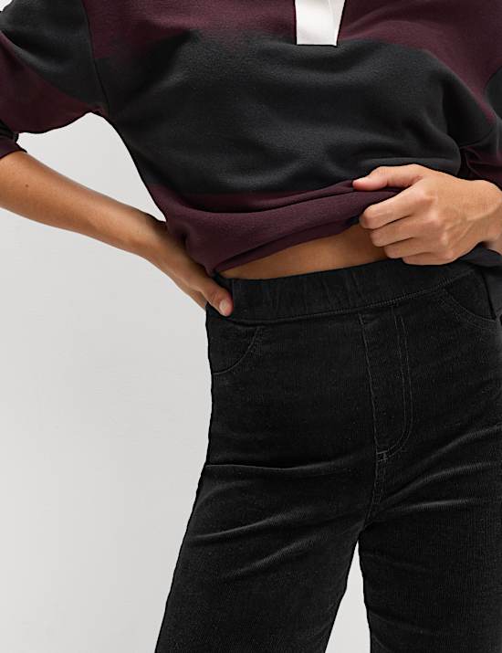 Manšestrové zvonové džegíny s vysokým pasem