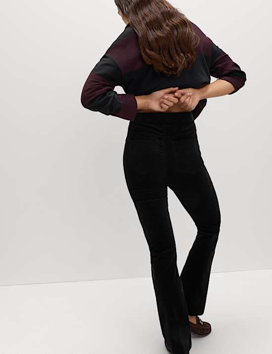 Manšestrové zvonové džegíny s vysokým pasem