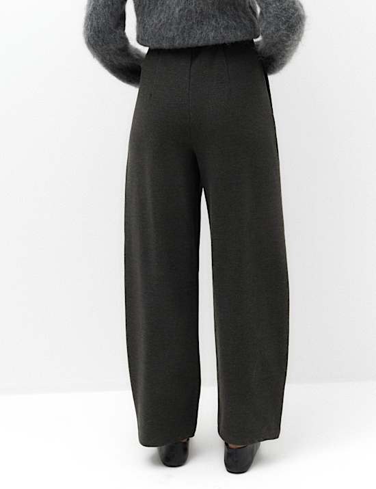 Pleated Barrel Leg Trouser