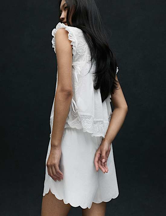 Pure Cotton Scallop Hem Shorts