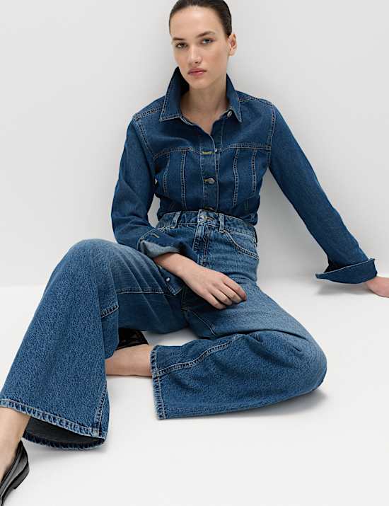 Jean rigide coupe large &agrave; taille haute