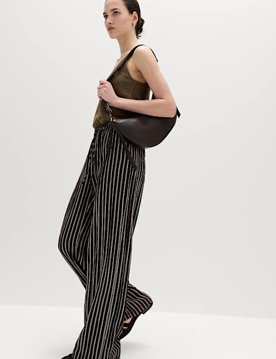 Pantalon coupe large en lyocell avec cordon