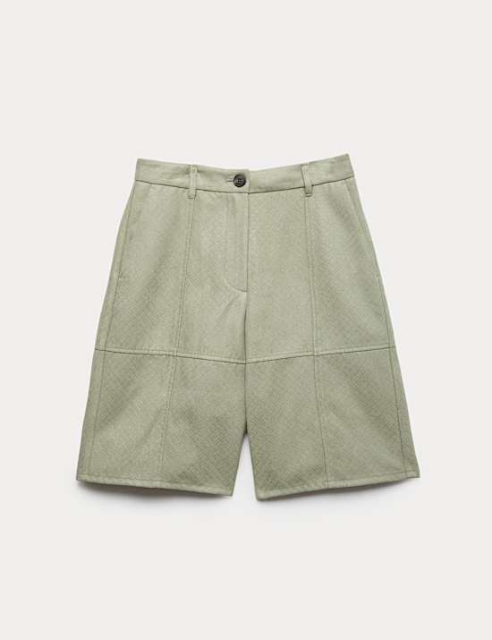 Celana Pendek Longline Efek Tenun Suede Imitasi