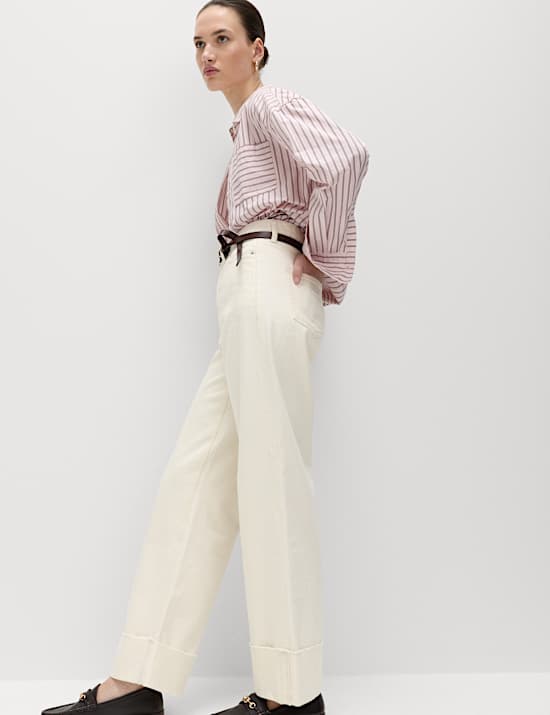 Jean slim coupe large taille haute &agrave; revers