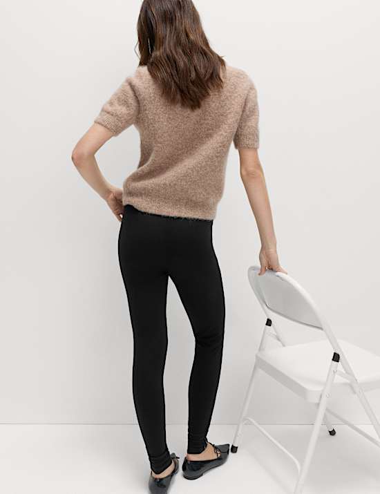 Leggings mit hohem Bund und Verzierung