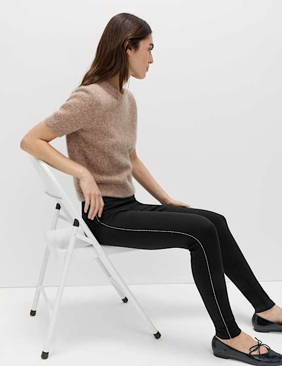 Leggings mit hohem Bund und Verzierung