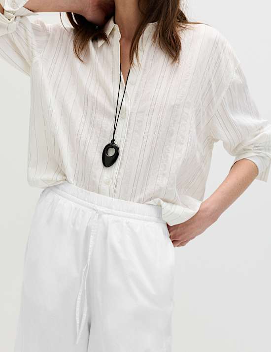 מכנסיים מכותנה טהורה גזרת בארל ובאורך הקרסול עם שרוך הידוק