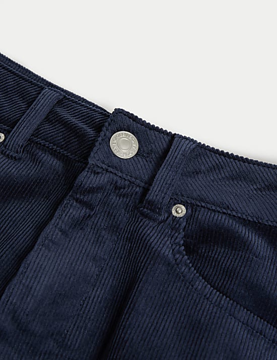 Cordhose mit weitem Bein