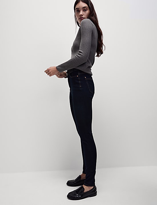 Skinny-Jeans mit Magic Shaping und hohem Bund