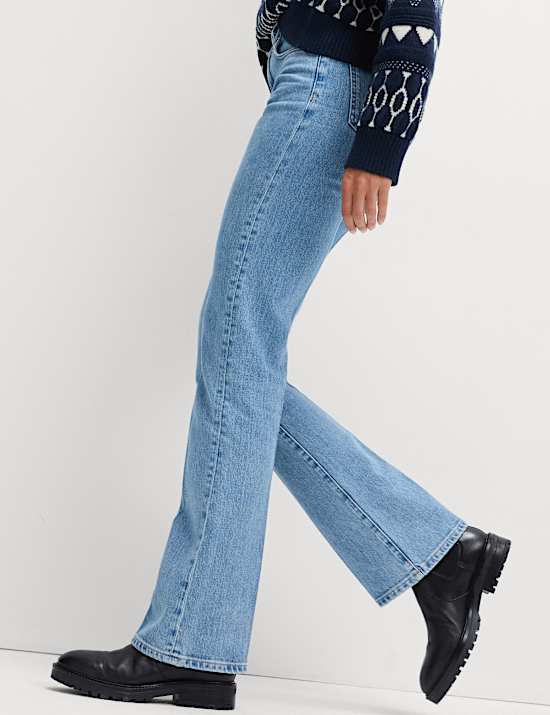 &Kappa;&omicron;&rho;&upsilon;&phi;&alpha;ί&omicron; &mu;&epsilon;&sigma;&alpha;ί&omicron;&upsilon; ύ&psi;&omicron;&upsilon;&sigmaf; &tau;&zeta;&iota;&nu; Bootflare