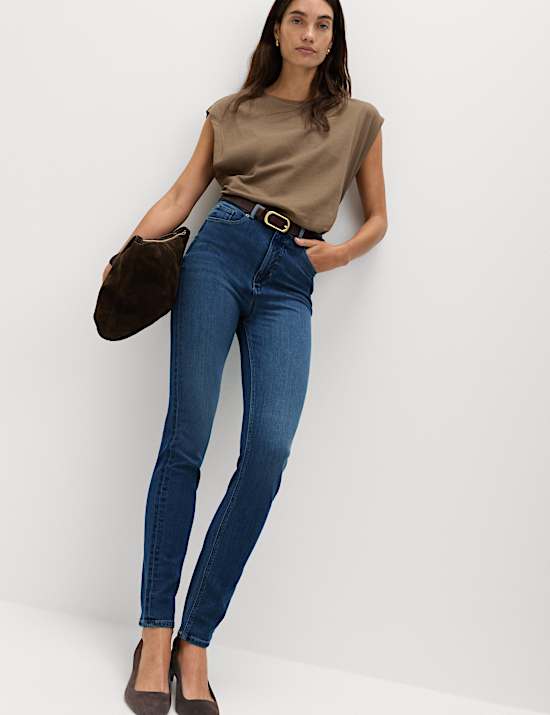 Lily Magic Shaping High Waisted Jeans