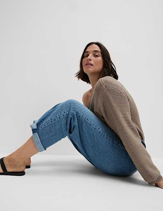 Τζιν σε γραμμή boyfriend με μπατζάκια μέχρι τον αστράγαλο