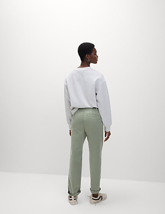 Chino μέχρι τον αστράγαλο με ίσια μπατζάκια και υψηλή περιεκτικότητα σε βαμβάκι