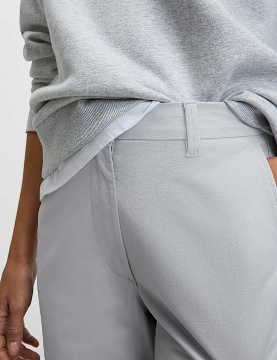 Stretch straight leg chinos